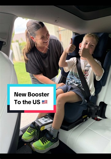 The booster seat stage is one parents tend to rush, but proper belt fit matters more than age alone. The Axkid Up is designed to help position the vehicle seat belt where it belongs while growing with your child. One more reason I love seeing brands rethink what the “big kid” stage can look like. 🙌 #axkidup #boosterseat #carseatsafety #cpst #childpassengersafety @axkid.usa