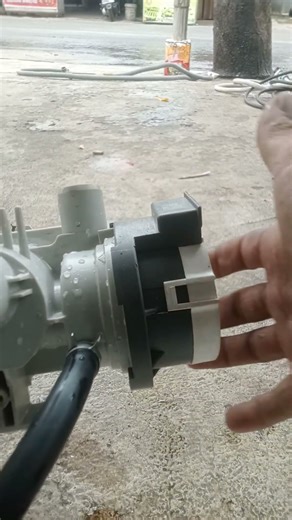 cara pasang drainpum pembuangan air Mesin cuci LG #tutorial #service #loundry #janganlupasubscribe