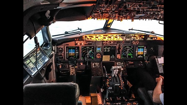 How to Prepare for Airline Pilot Training?
