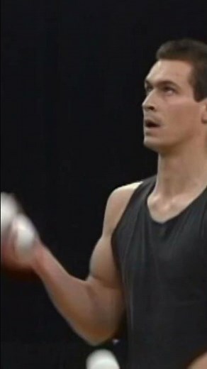 Throwback to Toby Walker's ball routine at WJF1 #juggling #jugglingballs #WJF