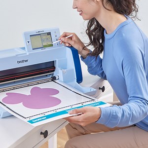 Seamlessly scan hand-drawn designs and sketches to bring them to life. | Brother Crafts USA