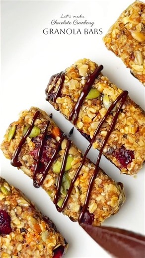 No-Bake Cranberry Oatmeal Granola Bars You’ll Actually Crave #recipe #shorts #shortvideo #granola
