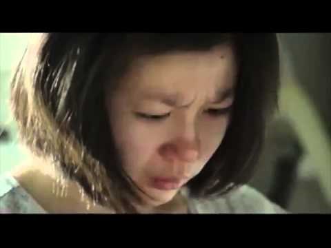 【感動】タイのcm 30年後の恩返し？ 泣けます。 It cries.