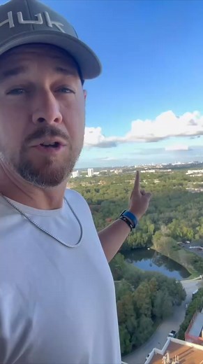 If you’ve been stuck in chronic low back pain for 2 years, and the doctors, MRIs, injections, stretching routines, or core training advice hasn’t changed a thing, listen closely. Because statistically, over 80% of chronic low back pain doesn’t require surgery… And yet most people are still being pushed toward the medical merry-go-round that keeps them scared, confused, and stuck. Here's the truth: You’re not broken. Your spine isn’t “damaged beyond repair.” You don’t need another pill, another 6