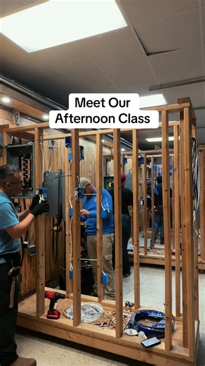 Afternoon Class#rgv #school #fyp #electrical #foryoupage @Dr. Jorge Garcia