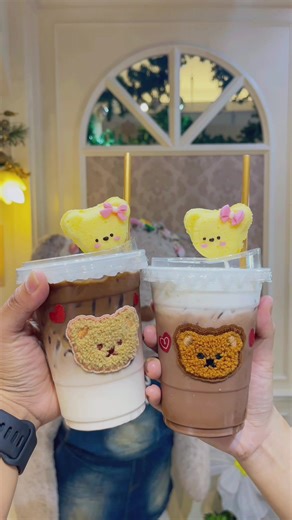 เดือนแห่งความรัก น้องหมีก็จะน่ารักเป็นพิเศษ🐻🩷 #fairytalecozydesserthome #คาเฟ่นครปฐม #เที่ยวนครปฐม #นครปฐม #นครปฐมเมืองหลวงคาเฟ่