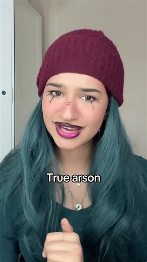 Petunia (@iluv2beme)’s videos with Rät - Penelope Scott