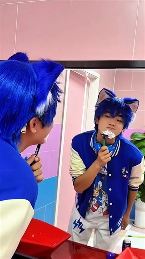 Captivating K-Pop Demon Hunters Cosplay Showcase