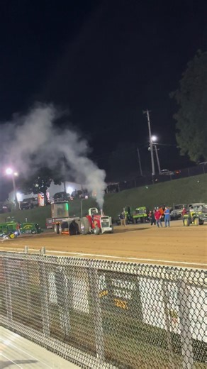 2025 County Fairs: Good Times with Pulling Tractors