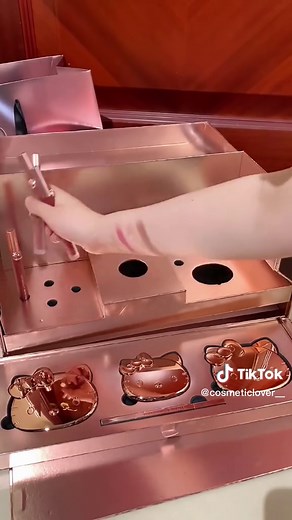 Cosmeticlover على TikTok