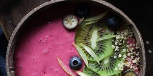Raspberry Lemonade Smoothie Bowl