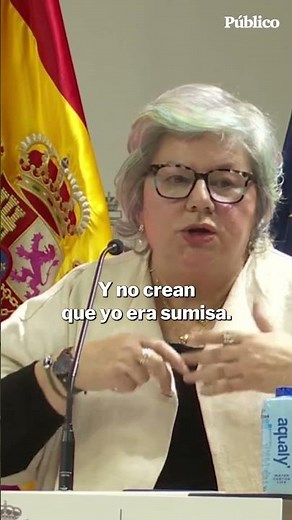 Dolores Vázquez, unjustly convicted of murder, receives the Equality Medal