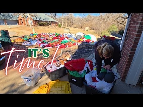 It's Time To Put Our Christmas Inflatables AWAY! 🎅🎄☃️ #blowup #inflatable #christmas #display