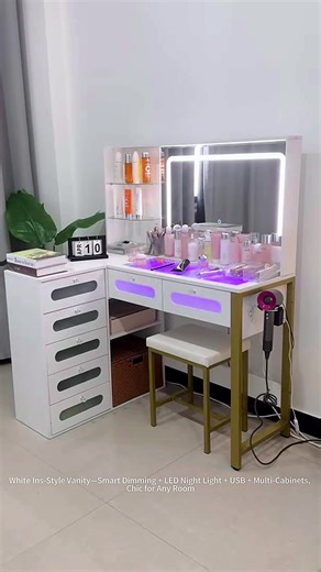 Luxurious Rectangular Dressing Table for Elegant Spaces