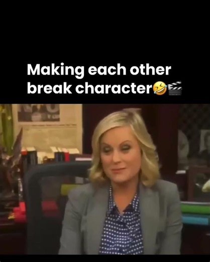 Amy Poehler And Adam Scott CRACK Each Other In HILARIOUS Parks & Recreation OUTTAKES!