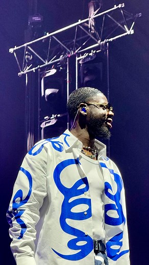 7.5K views · 428 reactions | De « C’est plus l’heure » à « Django » !! Franglish (@franglish) nous interprète des classiques sur la scène de @accor_arena 欄 #Trace #Franglish #AccorArena #Bercy #Paris | TRACE France | Facebook