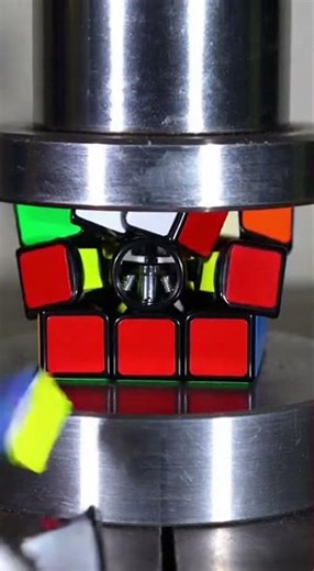 🧊 Hydraulic Press vs Rubik's Cube (wait for 0:07...) #machine #satisfying #3dprinting #fidgettoys