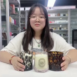 Luxury Glass Candle Jar for Soy Wax Scented Candles Christmas Gift Glass Jar Aromatherapy Candle Holder