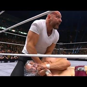 Jon Moxley / Dean Ambrose Destroys Bryan Danielson - AEW Dynamite Highlights Match