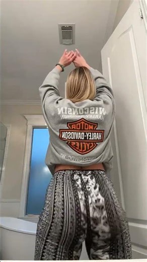 snow bunny ass clap 👏 #baddie