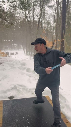 He’s from from New York ! #newyork #discgolf #friends #music #youtubeshorts #trending #viral #reels