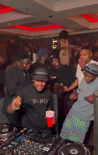 Kabza On Set 🔥🤟🏽#amapiano #amapiano2024 #amapianohits #thekingofamapiano #tkoa #trending #shorts