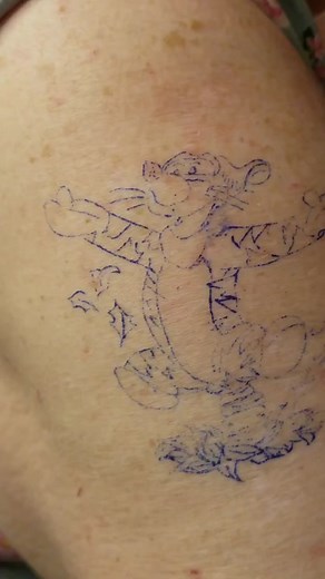 BloodyRosez (@bloodyrosez88)’s videos with Time of the Season - The Zombies