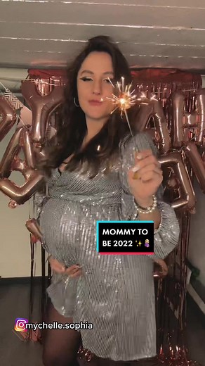 #2022 #imfeeling2022 #baby2022 #januarbaby #fy #trending #gutenrutsch #mommytobe #babybump #fyp #viral #taylorswift #wunderkerze #happynewyear #37ssw