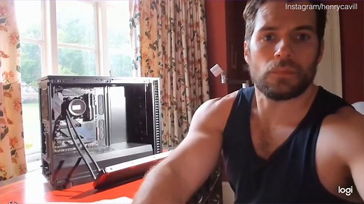Superman Henry Cavill assembles gaming PC with his bare hands
