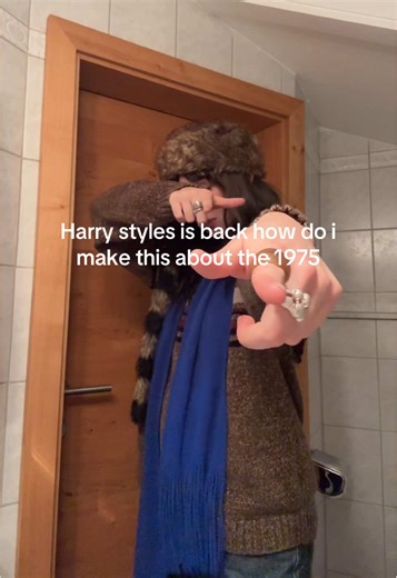 Jk i bawled during the premiere hs4 at midnight??? #harrystyles #the1975 #the1975live #mattyhealy