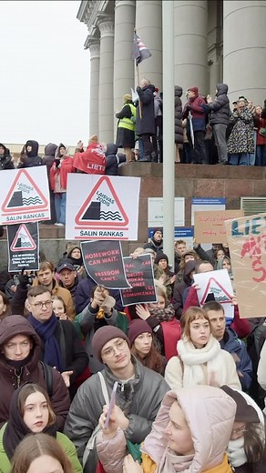 Laisvės TV on Instagram: "Ką parodo naujas LRT vadovo atleidimo įstatymas Seime? 🔥 Plačiau apie vakar dienos sprendimą #TiekŽinių!"