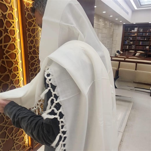 Handmade Wool Tallit: Jewish Prayer Shawl for Bar Mitzvah & Wedding Made in Israel - Etsy