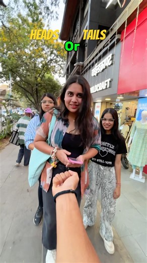 Random girls vs me / dare 🤣💪🏻#shortsfeed #dare #chanllenge #shorts