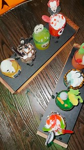 👻YOU NEED THIS HALLOWEEN COCKTAIL FLIGHT👻 🔪🎈 This killer cocktail flight is inspired by the legends of horror: Jason Voorhees, Michael Myers, Pennywise, and Ghost Face 🖤There's a drink at the E-House waiting to haunt your taste buds 🕸️Stop by this season and treat yourself to some frightfully delicious sips.... if you dare #spookycocktails #halloweenbar #halloweenpopup #drinkinbucksco #exploreinbucksco #pennsylvania | Visit Bucks County