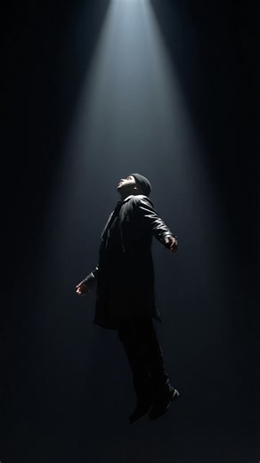 KAYO DANIEL on Instagram: "How to Levitate with @higgsfield.ai Comment Banana for all prompts and a link to check out higgsfield"