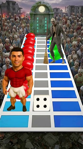 Ronaldo vs Zombie ? Ludo challenge 🎲 Can he escape the Apocalypse ? 😨 #shorts #cristianoronaldo