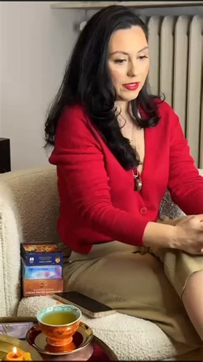 Terapie cu Îngeri on Instagram: "💓Suntem ființe spirituale create din cele două tipuri de energii, femin și Masculin, luna- soare, femeie bărbat și avem de integrat 100% din energia fiecărei părți și de jucat rolurile prin comuniunea cu divinul.💓 💓În Programul de feminitate am abordat această temă și prin anumite tehnici se lucrează pe integrarea celor două aspecte divine.https://www.ralucacebuc.com/product/program-feminitate-modulul-3/ 💓Să fie de folos, spre binele suprem !🥰💓💓🙏💗 #bucur