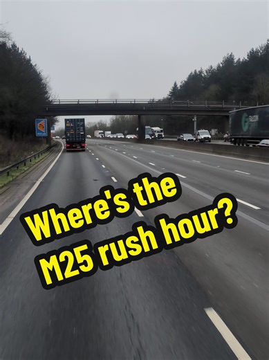 Where's the M25 rush hour gone this morning? 🤷🏻‍♂️ @Hercule @HiabWithJosh @🄱🅁🄾🅆🄽🅈 @S H O R T Y @Hiab Hunter @jimbo..666 @uk hiab drivers @ben_on_the_bang @GECKO TRUCKER @Luke @Rocket Rich 🚀
