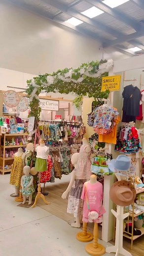 Discover the magic of shopping local at VEND!Our space is home to over 100 incredible small businesses—offering everything from handmade gifts and homewares to fashion, art, plants, and more. Every purchase supports a dream, a passion, and our local community.Come explore, discover, and support the amazing creatives that make VEND so special!#ShopLocal #SupportSmallBusiness #VendMarketPlace #BrisbaneMarkets #HandmadeWithLove #DiscoverVend#brisbane #brisbanemarket #brisbaneshopping #brisbanehandm