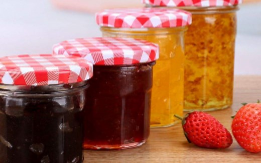 1 Man 1 Jar （ 1 Guy 1 Cup ）