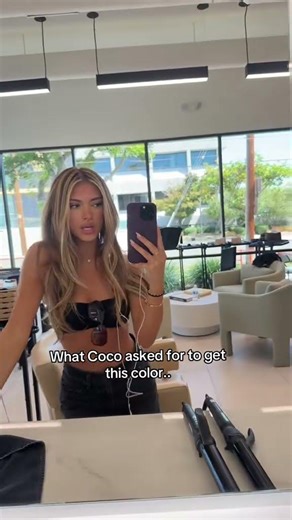 Chunky highlights are in and we love it!! ‪@cocoquinnmusic‬ #shorts #hairtok