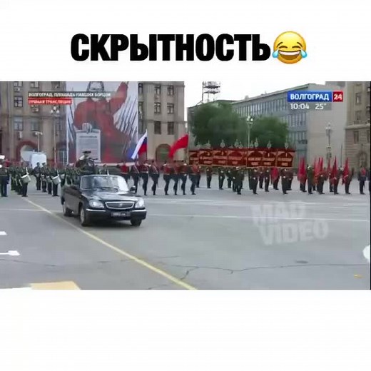 Military Parade Highlights: Soldiers in Synchronized Marching