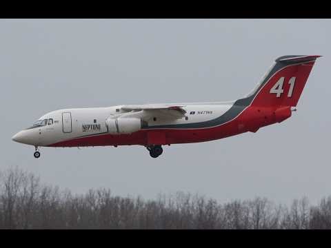 Windy Neptune BAe-146-200 landing, YIP