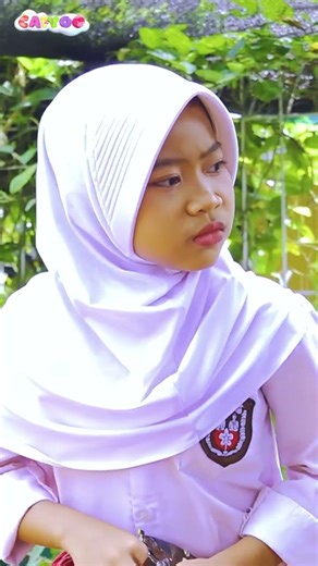 kalau lagi asyik main terus ketemu kucing lucu, bakal jadi teman baru nggak ya? 🐱 #shorts #caiyoortv