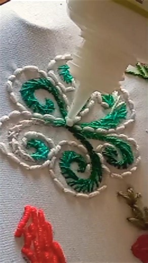 #diynstitch #handbroidery #shorts
