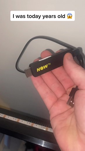 #nowtv #hack #lifehack #viral #fyp #foryou #rightguysaldireviews #rightguysreview #iwastodayyearsold #whoknew #tech