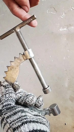 Creating Your Own DIY Vise: Tips and Techniques