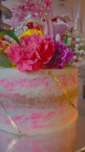 Thankful Thursday …… workflow …… #prettycakes #makingpeoplehappy🤩😍😘😁 | Chocolate Dreams