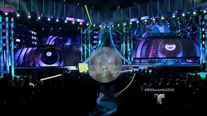 Daddy Yankee VS Don Omar en los #Billboards2016 󾓶󾓶 (completo) | Team Yankee Official Arg