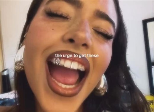 Selfcare | Motivation. on Instagram: "Song - will be okay? LÖVI . . #劇資訊 一刷預定！《長空之王》9月3日重映 ✈️還記得第一次看這部電影的時候，很多驚心 動魄的場面都讓人「倒吸一口涼氣」，沒想到 馬上又能在影院二刷了❗影片聚焦於鮮少出現 在聚光燈前的空軍試飛員群體，揭開了新型戰 機正式列裝前的誕生歷程。為了獲得準確數 據，試飛員們需要一次次探索飛機的安全邊界 和極限狀態，主動挑戰高風險科目，與死神過 招，以血肉之軀挑戰冷冰冰的機械極限。此 外，殲-20、殲-16、殲-10C等多款中國尖端機 型真機也「參演」了本片，戰機穿雲破霧，鷹 擊長空，各類飛行動作一氣呵成～配上轟鳴 聲，真的是視覺聽覺的雙重享受了。「不忘來 路，亮劍長空」期待和《長空之王》再次見 面，再看一次「平凡」航空人身上「不平凡」 的故事。 #長空之王 #王一博 #胡軍 #於適 我 們愛追劇 電影. 日本利用压电瓷砖将脚步转化为电能。这些瓷砖捕捉来自你脚步的动能。当你行走时,你的重量和动作会对瓷砖产生压力。瓷砖会轻微弯曲,从而产生机械应力。瓷砖内部的压电